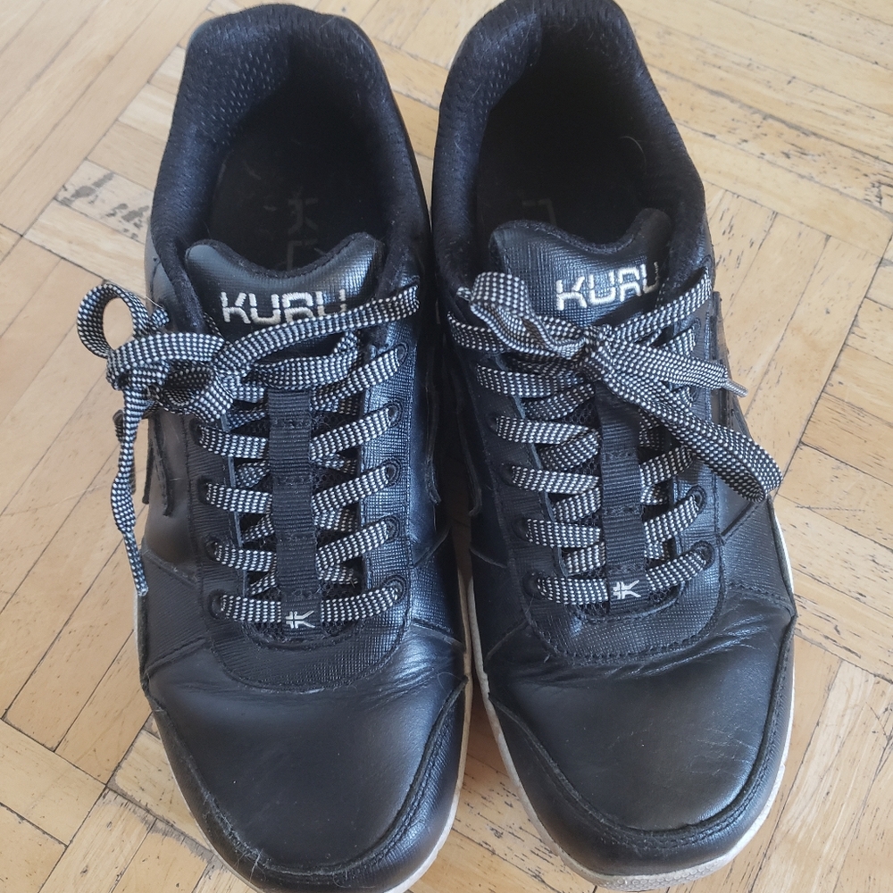 KURU Quantum leather walking shoes